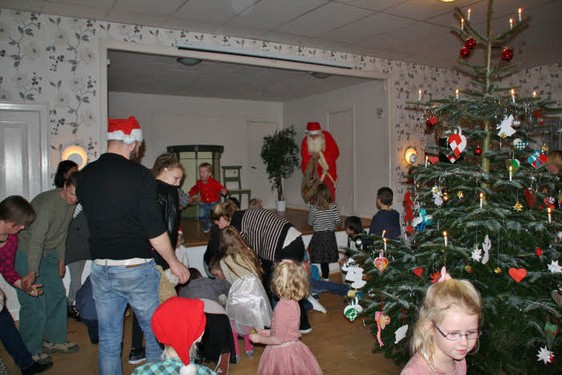 Juletræsfest2016_kullerup_forsamlingshus_10.jpg